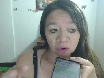 LluviaXDorada  live sex cam