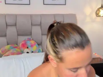 Susan-sweet  live sex cam