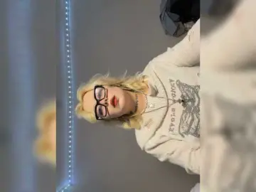 VinsaRamones  live sex cam