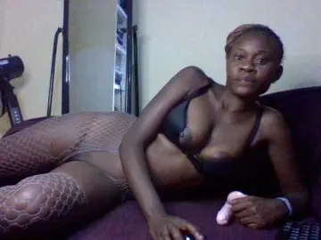 Charmychassy27  live sex cam