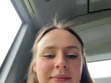 Elegantbabe  live sex cam