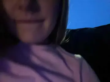 Elegantbabe  live sex cam