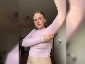 Elegantbabe  live sex cam