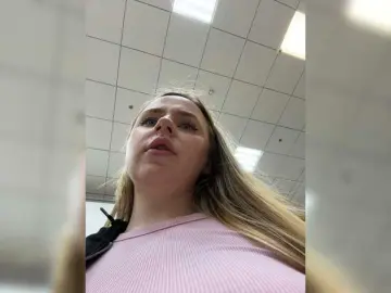 Elegantbabe  live sex cam