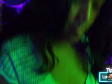 Scarlett--joness  live sex cam