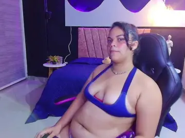 Scarlett--joness  live sex cam