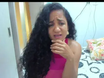 AlaskaMiller  live sex cam