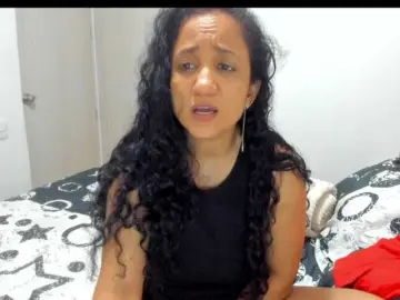 AlaskaMiller  live sex cam