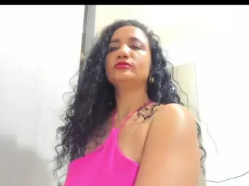 AlaskaMiller  live sex cam