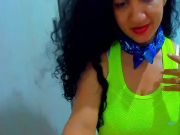 AlaskaMiller  live sex cam