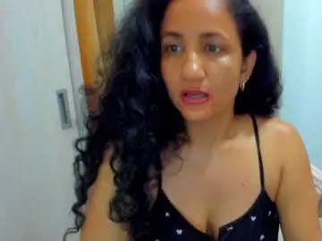 AlaskaMiller  live sex cam