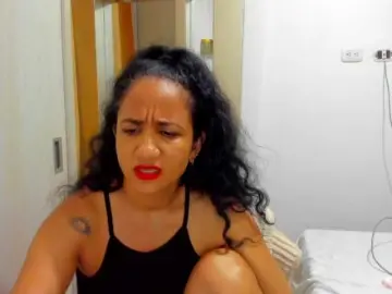 AlaskaMiller  live sex cam