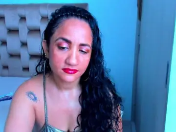 AlaskaMiller  live sex cam