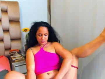 AlaskaMiller  live sex cam