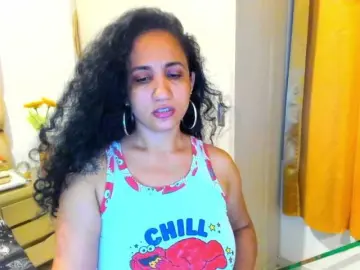 AlaskaMiller  live sex cam