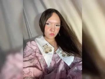 Cute-Lolly  live sex cam