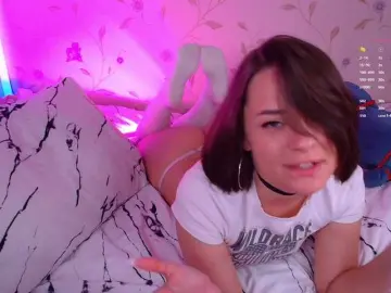 EvilHare  live sex cam