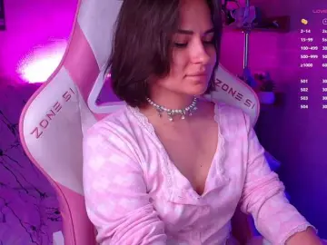 EvilHare  live sex cam