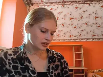 JeniceBoback  live sex cam