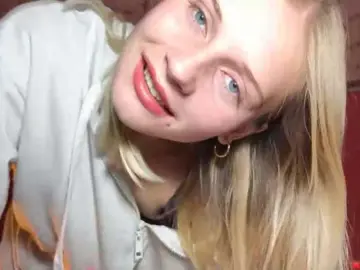 JeniceBoback  live sex cam