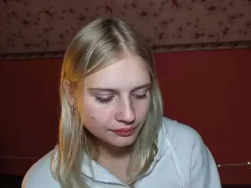 JeniceBoback  live sex cam