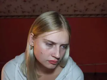 JeniceBoback  live sex cam
