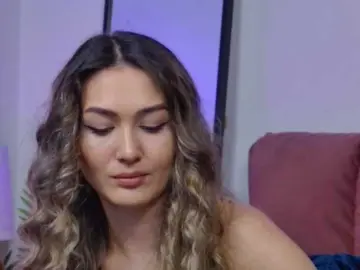 NicoleLegh  live sex cam