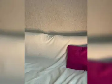 Sun-Balm  live sex cam