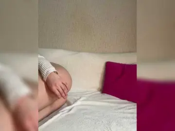 Sun-Balm  live sex cam