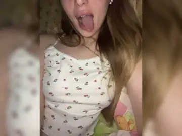 Sweet22girl21242  live sex cam