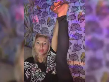 Valeriah  live sex cam