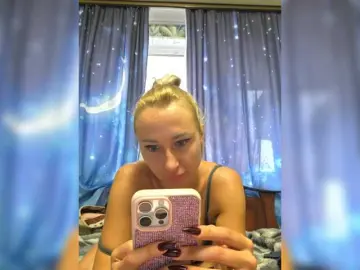 Valeriah  live sex cam