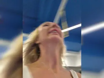 Valeriah  live sex cam