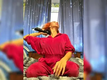Valeriah  live sex cam