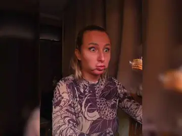 Valeriah  live sex cam