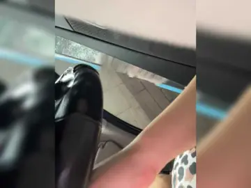 ZoeCamils  live sex cam