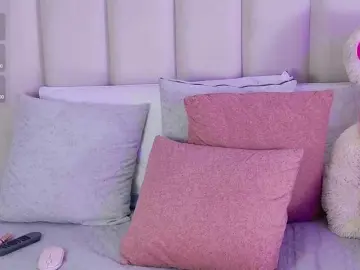 ZoeCamils  live sex cam