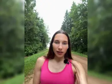 Jess-bravo  live sex cam