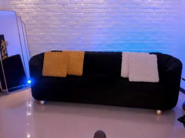 BiancaPierce  live sex cam