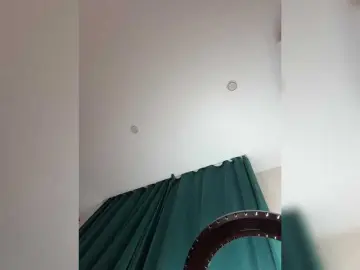 Ellidi  live sex cam