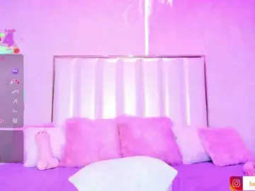 HellenParis  live sex cam