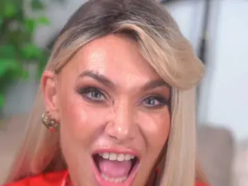 IsadoraDunkan  live sex cam