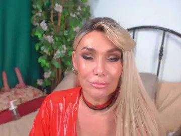 IsadoraDunkan  live sex cam