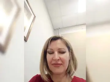 LagoonJoy  live sex cam