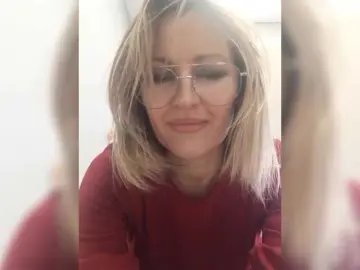 LagoonJoy  live sex cam