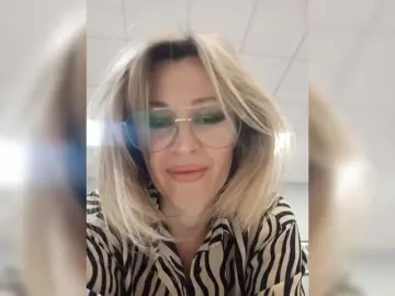 LagoonJoy  live sex cam