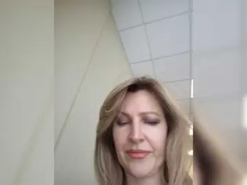 LagoonJoy  live sex cam