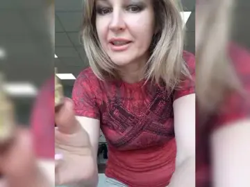 LagoonJoy  live sex cam
