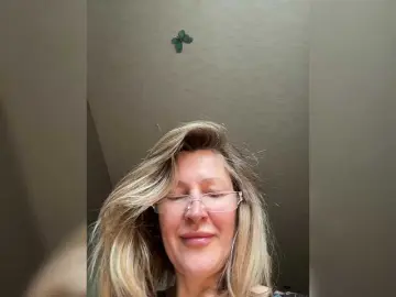 LagoonJoy  live sex cam