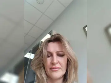 LagoonJoy  live sex cam